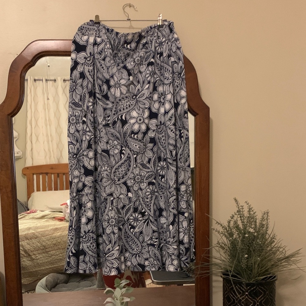 Talbots Black and White Floral Maxi Skirt